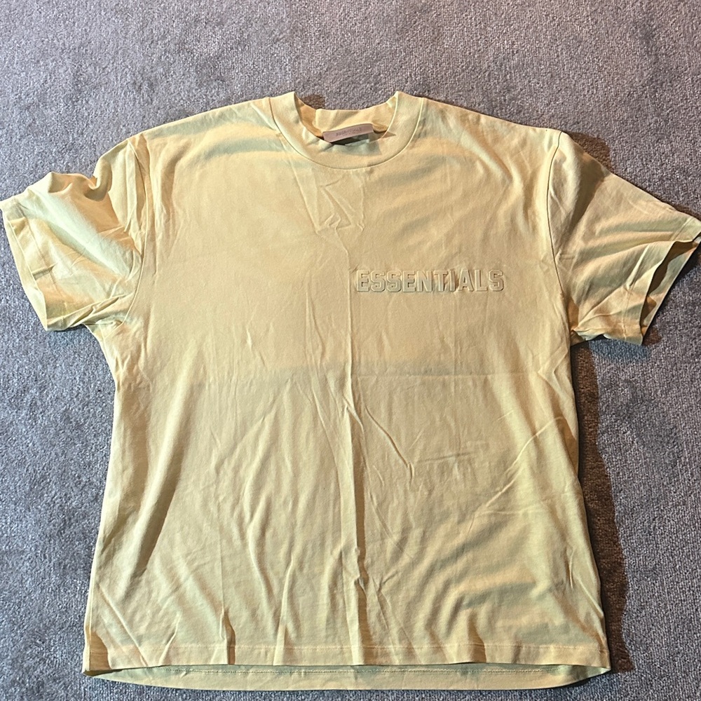 FEAR OF GOD ESSENTIALS T-SHIRT